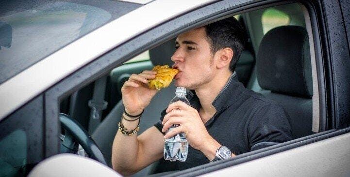 3 Easy Ways Parents Can Exemplify Good Driving Behavior