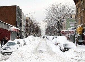 h-snow-covered-city-street-02