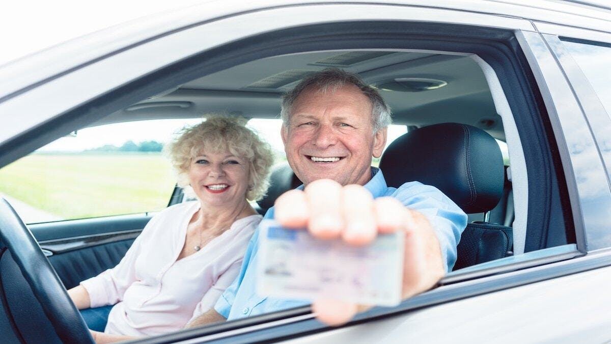 What Texas Senior Drivers Need to Know About License Requirements