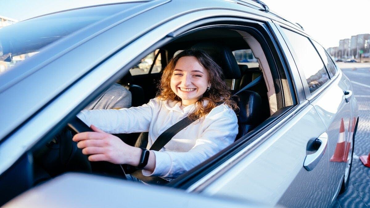 Your Complete Guide to Colorado's Behind-the-Wheel Requirements