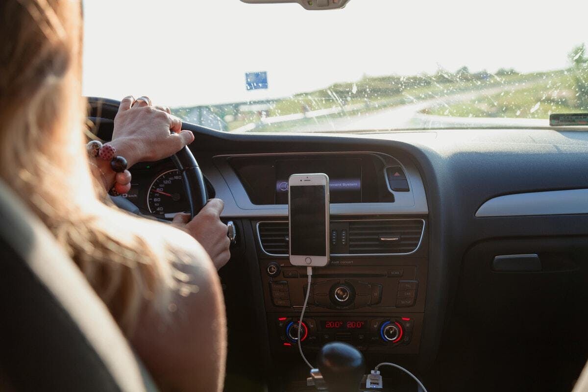How to Build Better Driving Habits During Summer Break